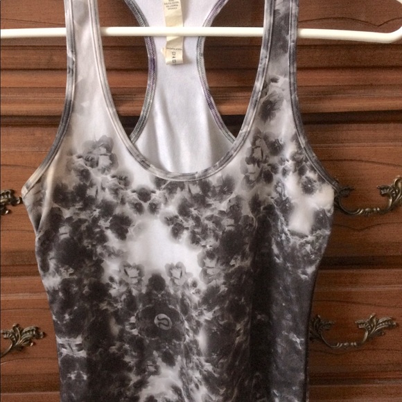 Lululemon Racerback Tank - Picture 1 of 6